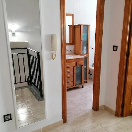 Magnificent 3 Bedroom House Close To The Beach With Community Swimming Pool Santa Pola Exterior photo