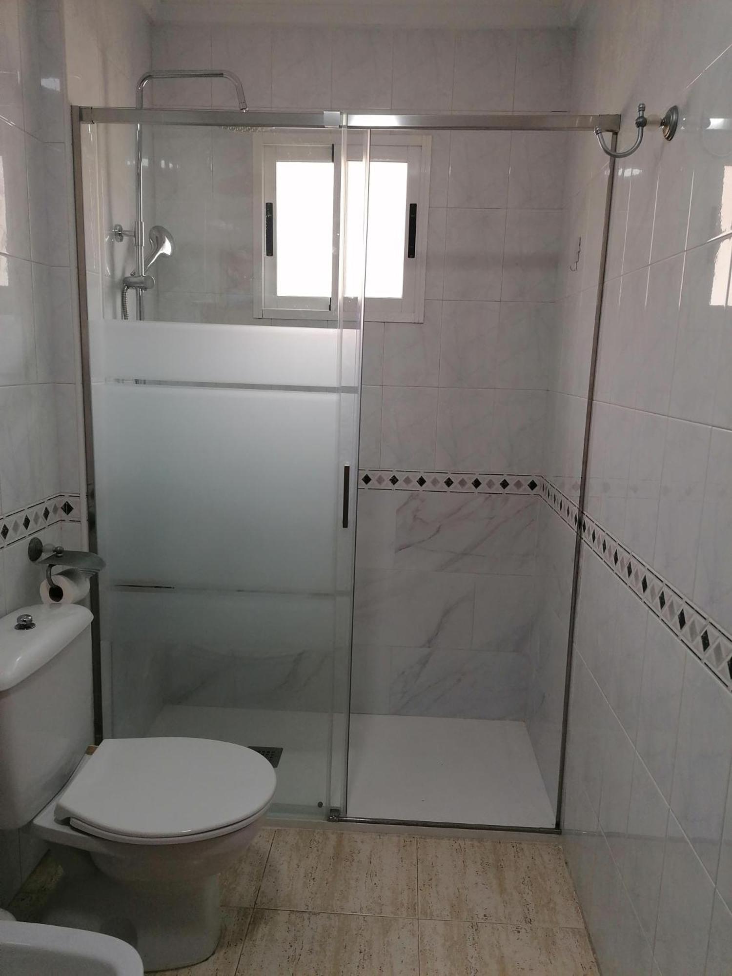 Magnificent 3 Bedroom House Close To The With Community Swimming Pool * Santa Pola